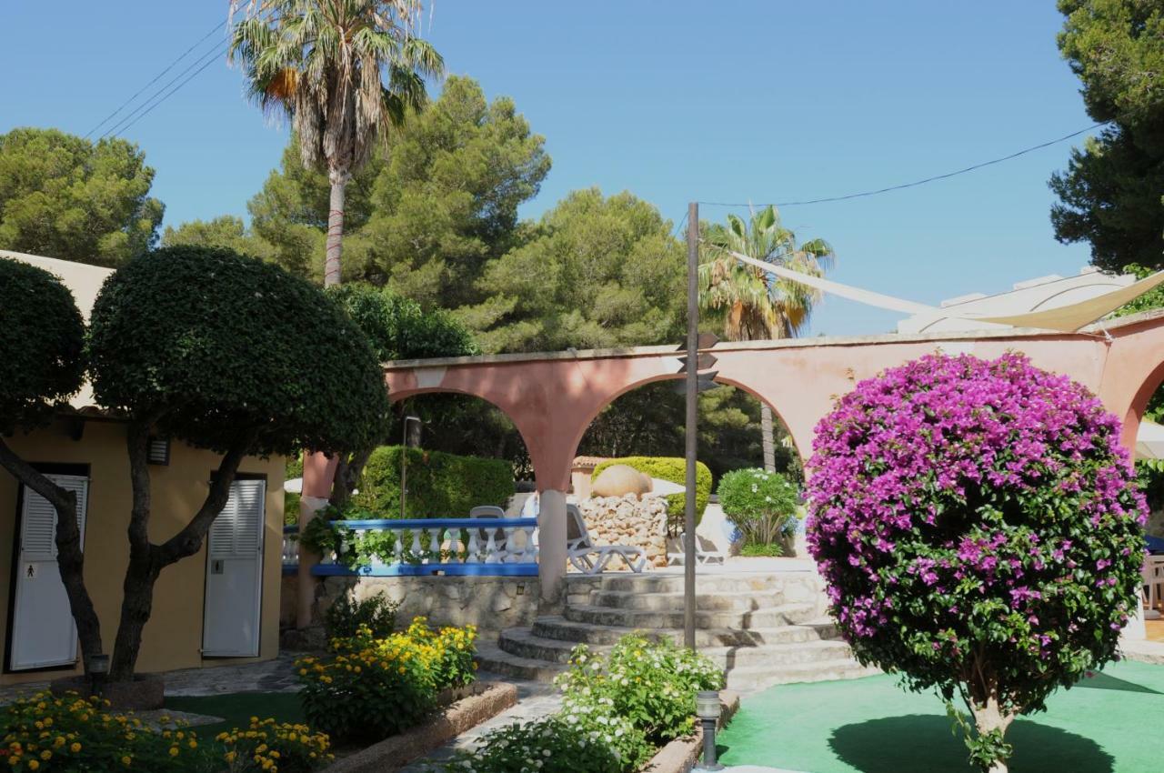Mini Golf Apartments Каньямель Экстерьер фото